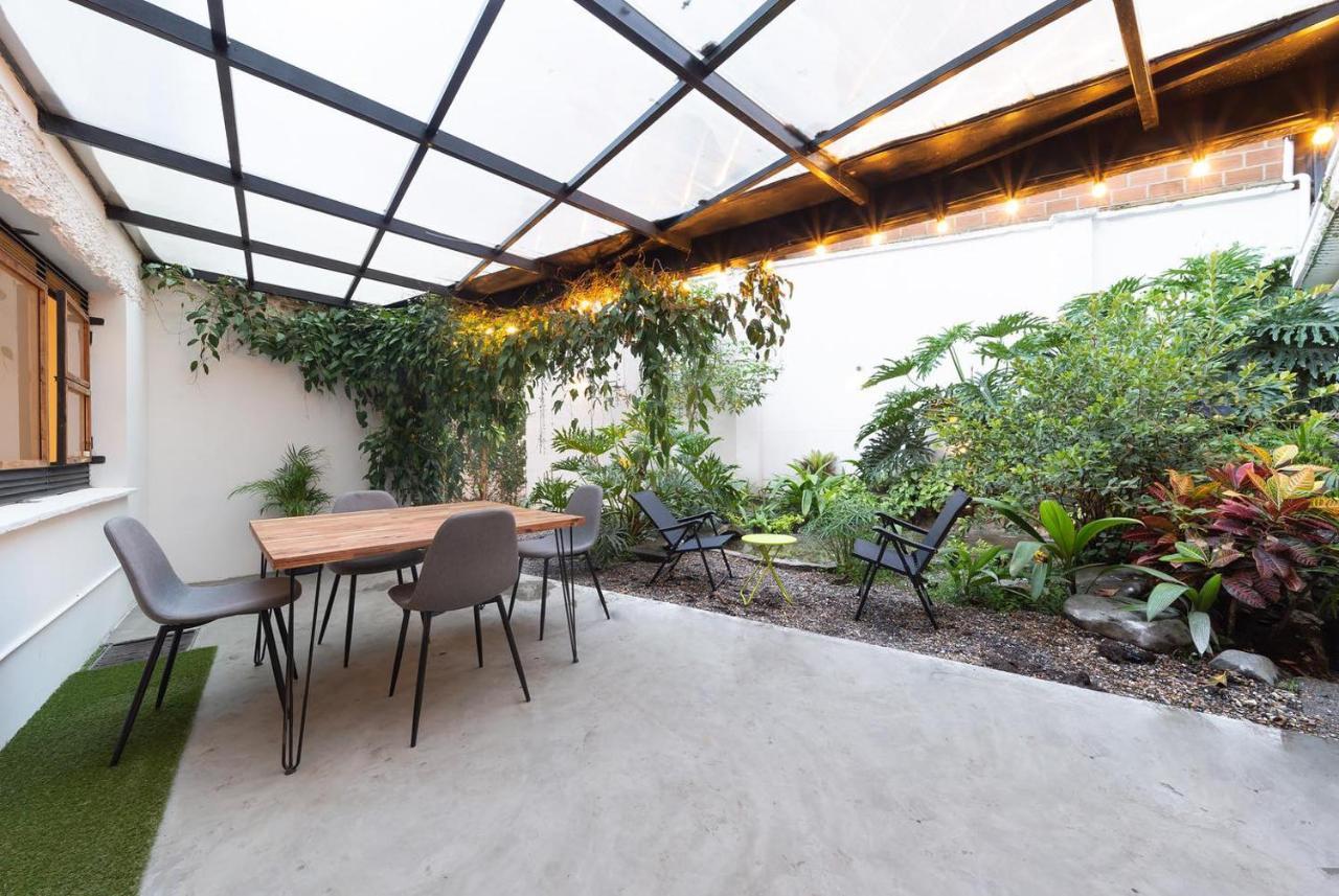 Casa Mosaiko Primer Parque Laureles ميديلين المظهر الخارجي الصورة