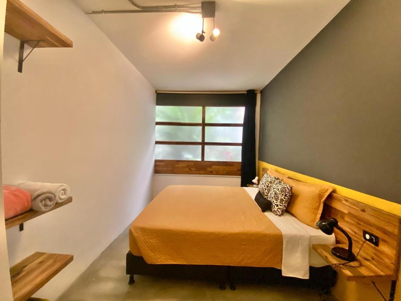 Casa Mosaiko Primer Parque Laureles ميديلين المظهر الخارجي الصورة